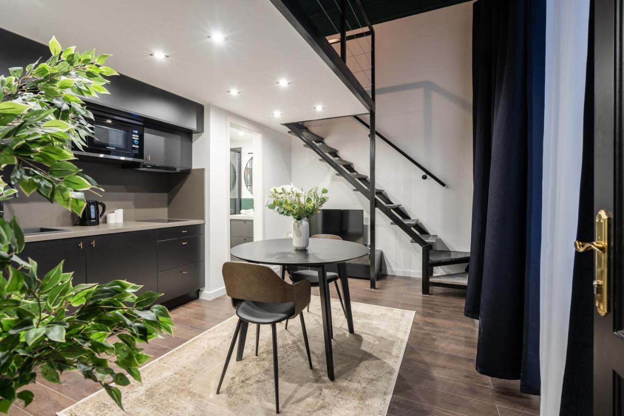E41 - Trendy Boutique Apartments - Prime Spot By Bqa Budapest Room photo