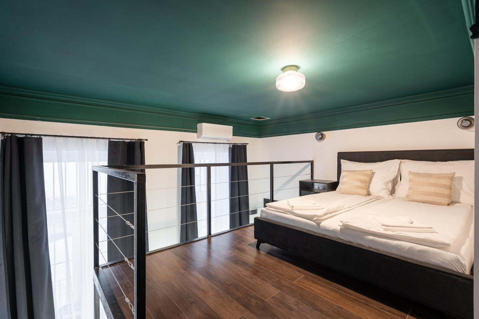 E41 - Trendy Boutique Apartments - Prime Spot By Bqa Budapest Room photo