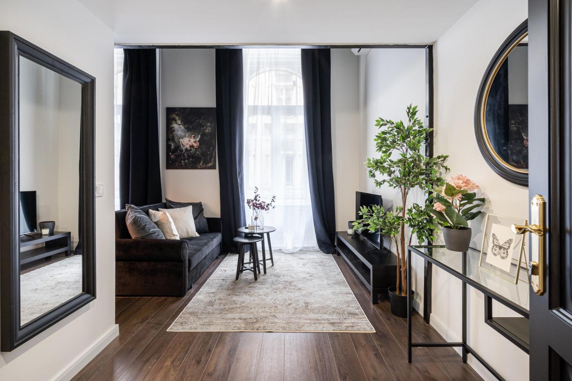 E41 - Trendy Boutique Apartments - Prime Spot By Bqa Budapest Room photo