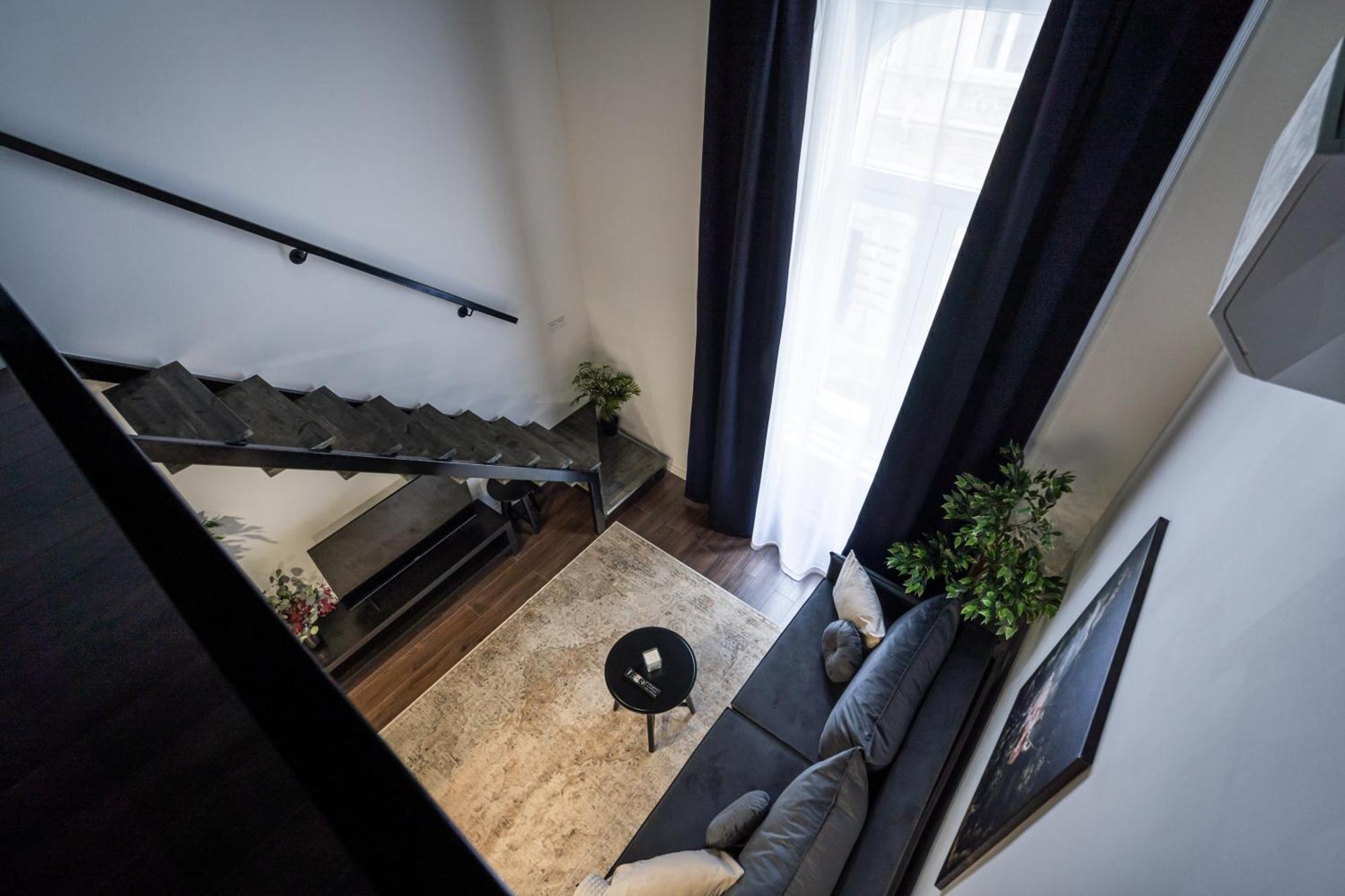 E41 - Trendy Boutique Apartments - Prime Spot By Bqa Budapest Room photo