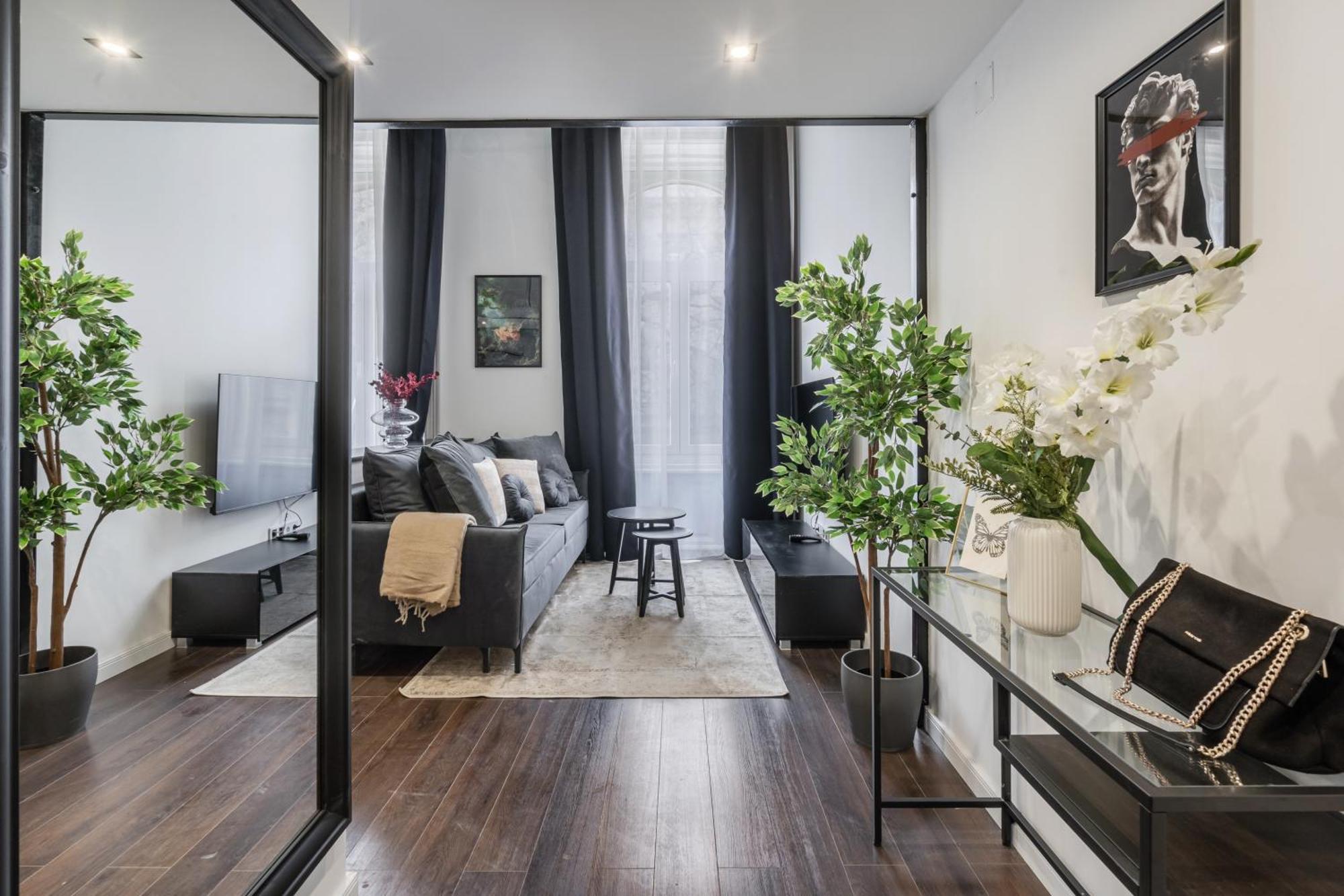 E41 - Trendy Boutique Apartments - Prime Spot By Bqa Budapest Room photo